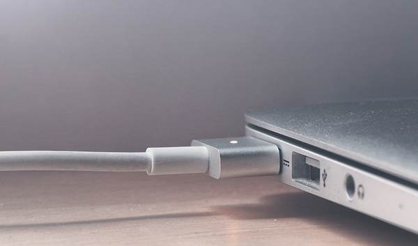 太仓网页设计>网站浮动布局的优势？
